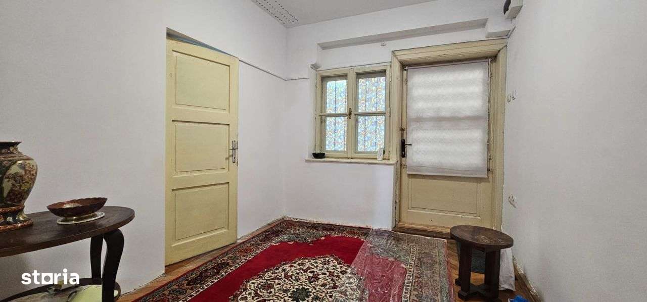 Apartament 3 camere cu 2 unități locative, Str Postavarului - Imagine principală: 3/12