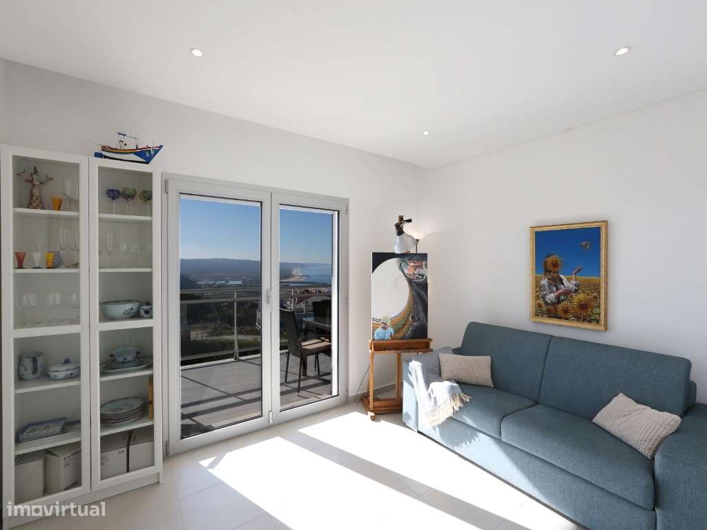 Penthouse T2 com vista panorâmica de mar e terraço privado em condo...-20