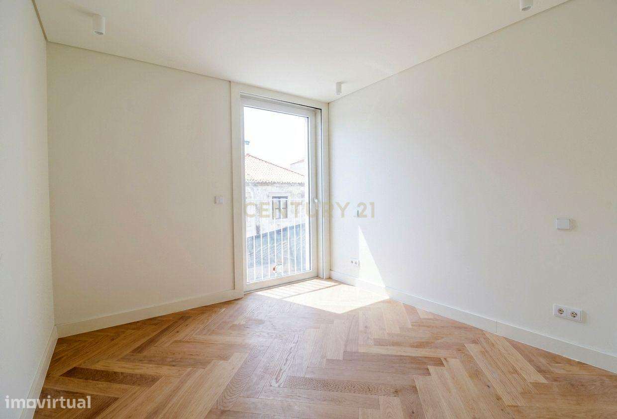 Apartamento T1 com vista de rio Tejo, em Alcântara, Lisboa-5