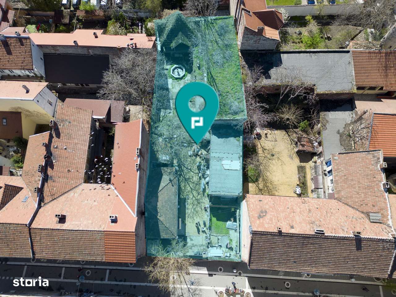 Teren ultracentral 1200mp și construcții - Imagine principală: 2/9