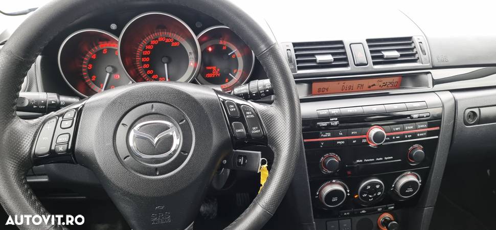 Mazda 3 1.6 CD Sport DPF Active - 16