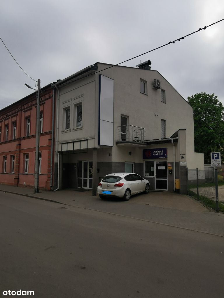 Lokal handlowo - usługowo -biurowy w centrum