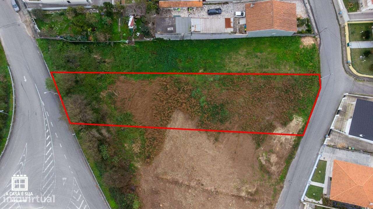 Terreno com 1.300 m2 em Nogueira da Regedoura, S.M. Feira - Grande imagem: 5/14