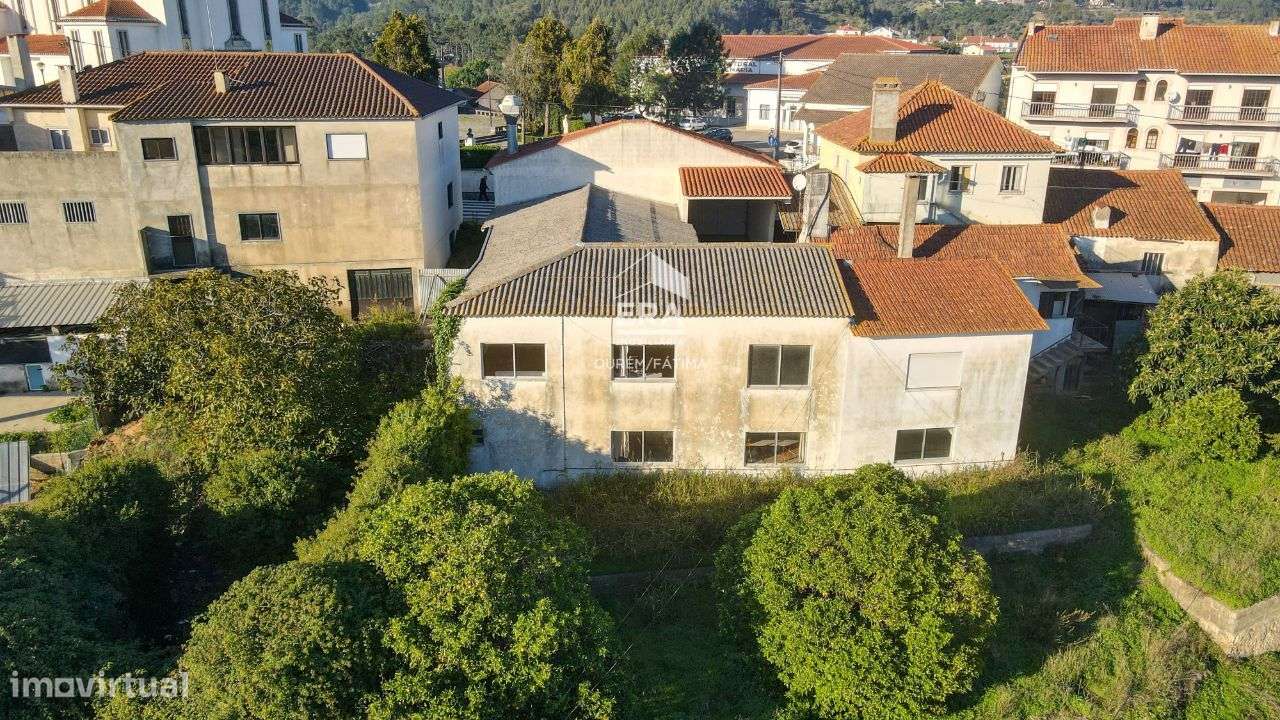 Prédio com Projeto Aprovado na Gondemaria, Ourém! - Grande imagem: 2/16