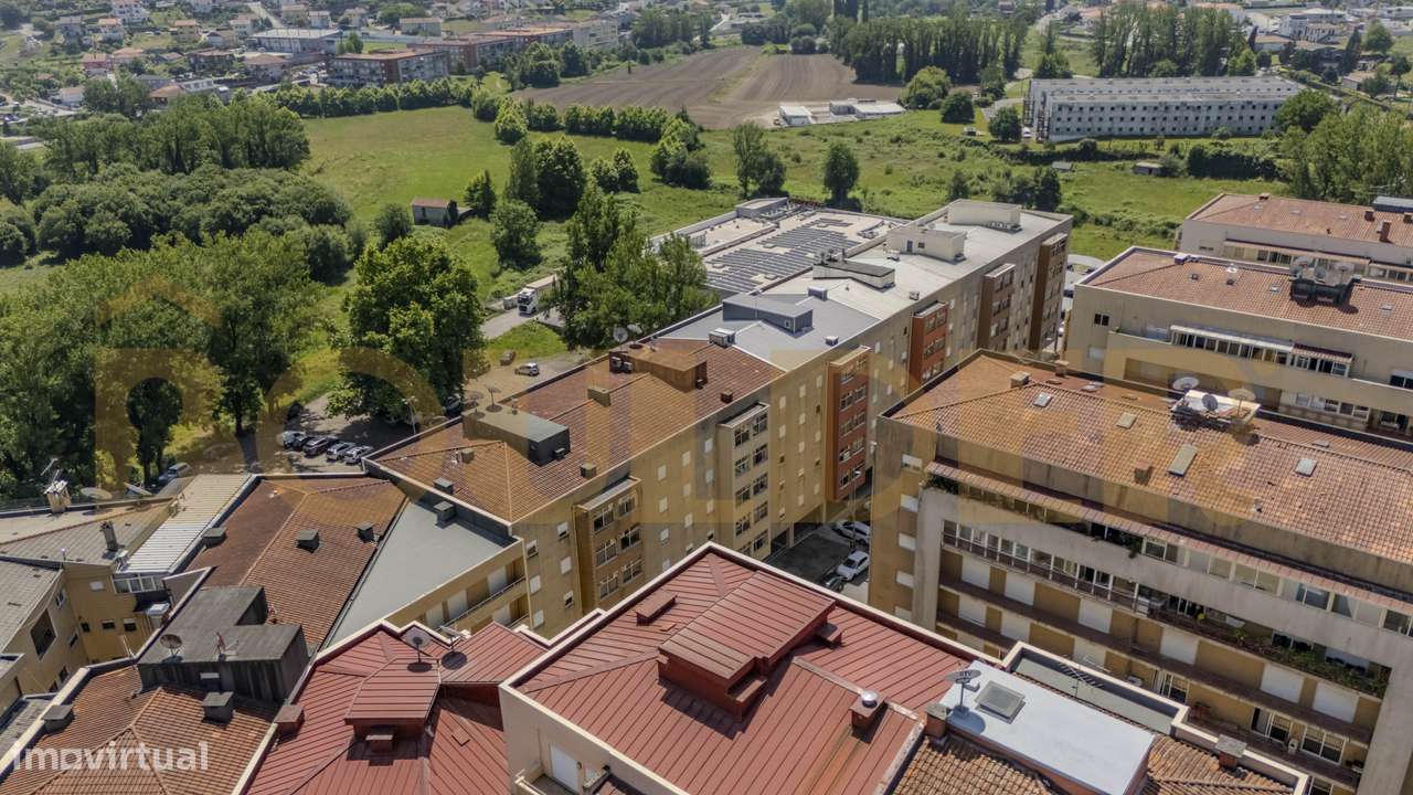 Apartamento T3 em Póvoa de Lanhoso-26