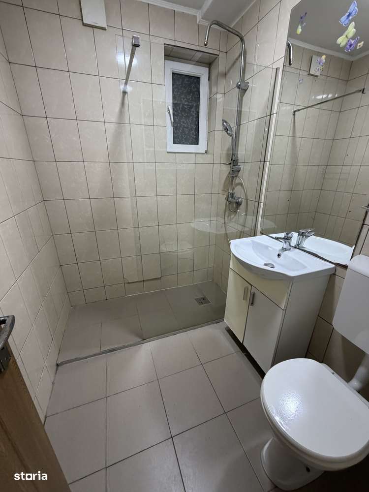 Apartament 2 camere “la cheie “ zona Micro 4(școala nr 2)-5