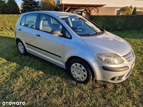 Volkswagen Golf Plus 1.9 TDI Comfortline DSG - 4