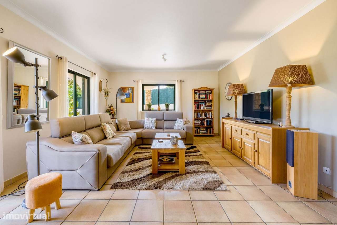 EXCELENTE OPORTUNIDADE DE UMA MORADIA T3+1  PARA VENDA EM LAGOS - Grande imagem: 5/46