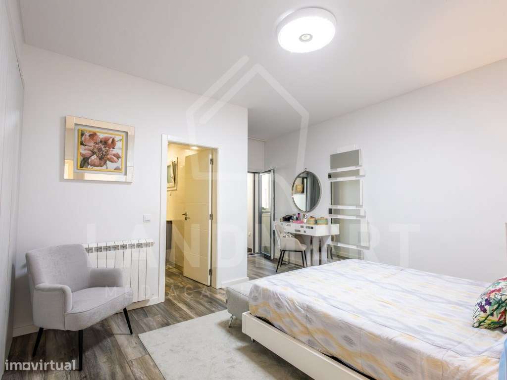 Apartamento T3 Duplex, Centro de Turquel-40