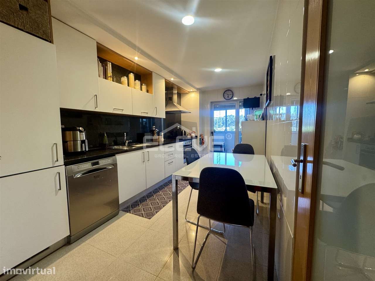 Apartamento T2 Venda em Rio Tinto,Gondomar - Grande imagem: 5/15