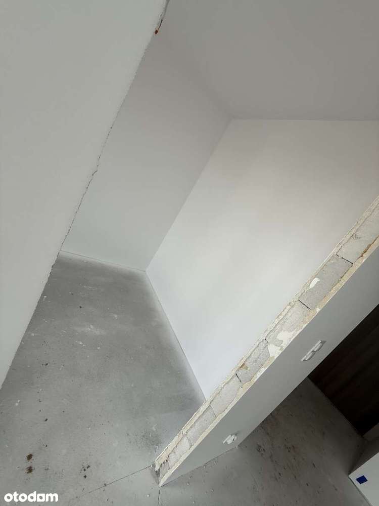 2-pokojowe mieszkanie, balkon, kom. lokatorska, m. postojowe-5