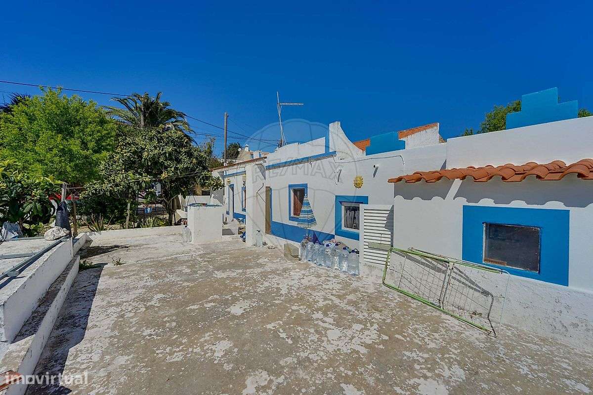 Moradia T2 para venda-18