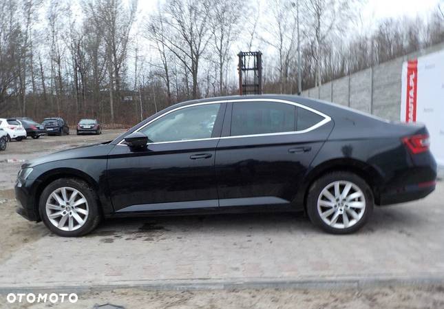 Skoda Superb - 12