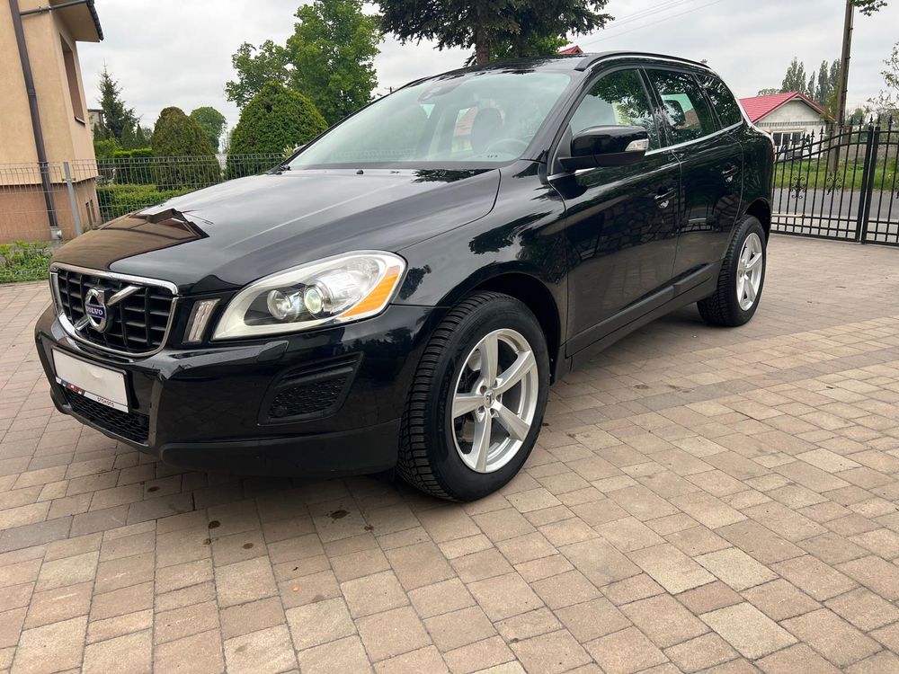 Volvo XC60 I (2008-2017) D4 RDesign 2012