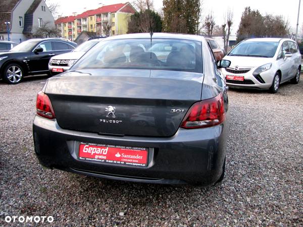 Peugeot 301 1.6 BlueHDi Active - 15