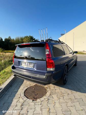 Volvo V70 2.5 R - 4