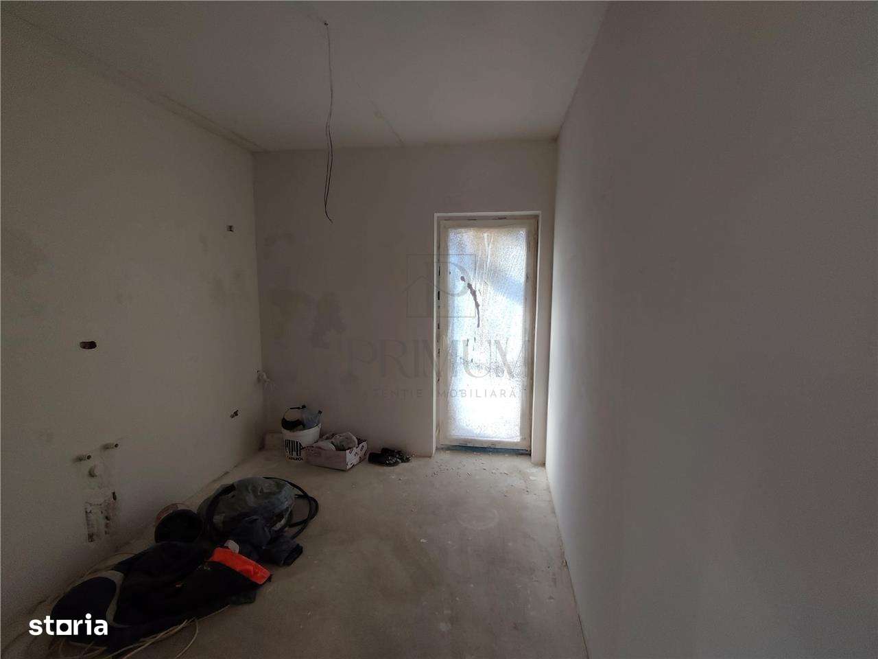 Duplex pe plan - 2 bai - canalizare - personalizare interioara - bucat - Imagine principală: 3/7