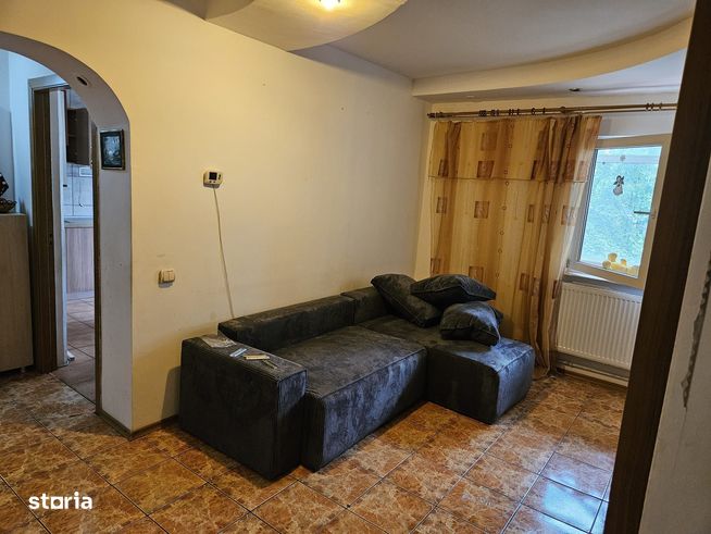 Inchiriere apartament 2 camere, Gavana zona Piata, stradal