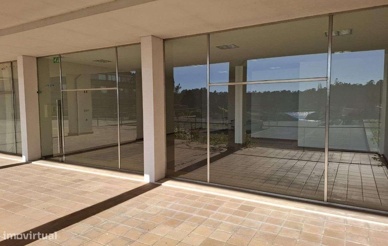 Quinta da Barca - Escritorio com 101 m2 - Grande imagem: 3/27