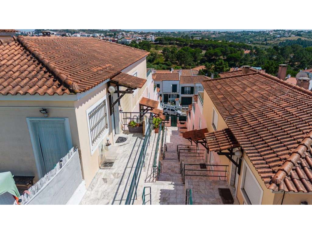 T3+1 COM 2 TERRAÇOS. ANEXO COM PISCINA-57