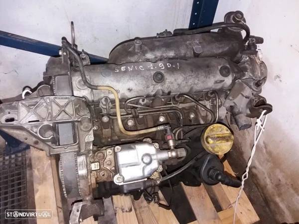 Motor Renault Scenic 1.9 DCI (F8T) - 1