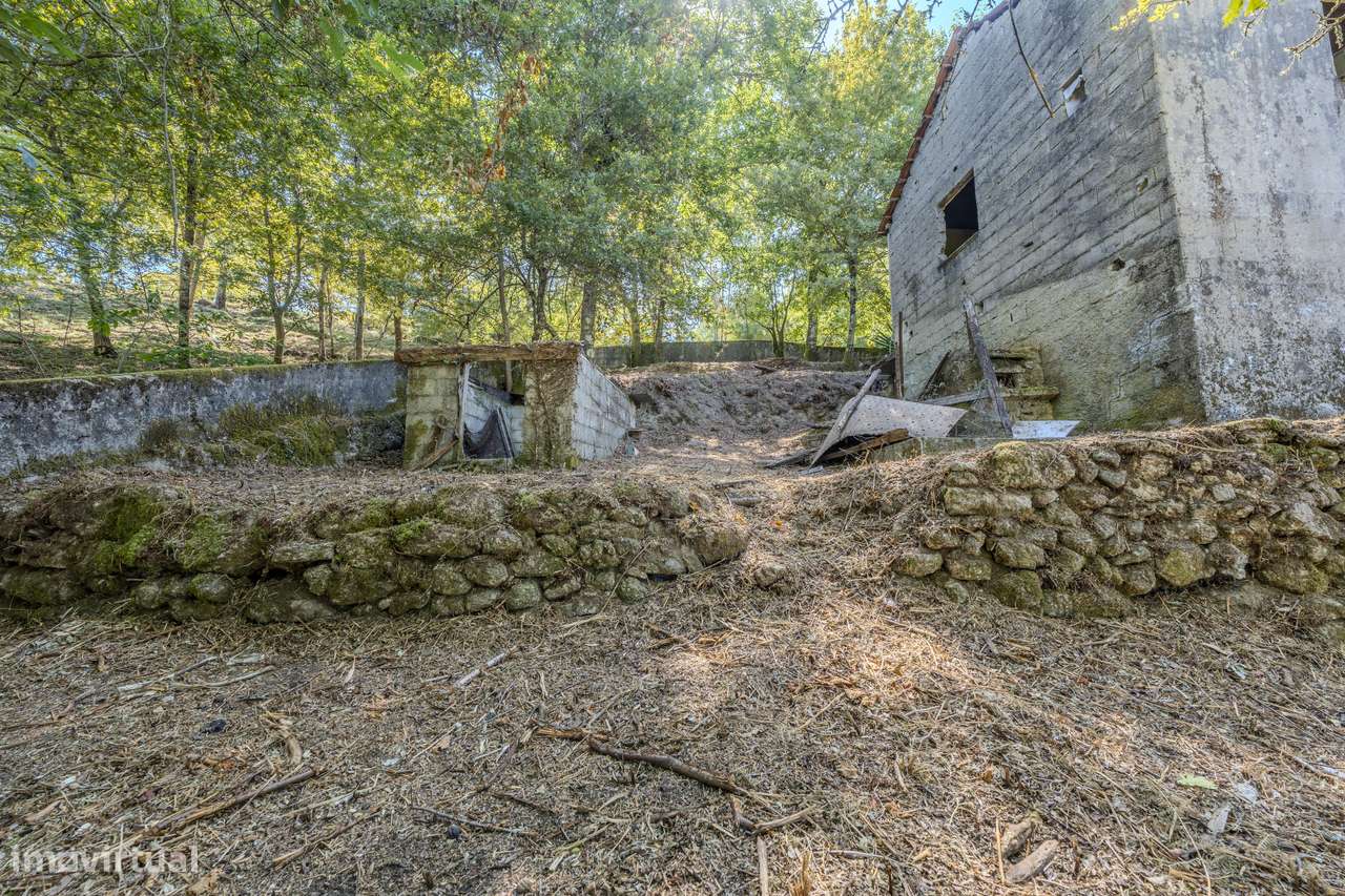 Moradia em Chamoim próxima ao Geres-10