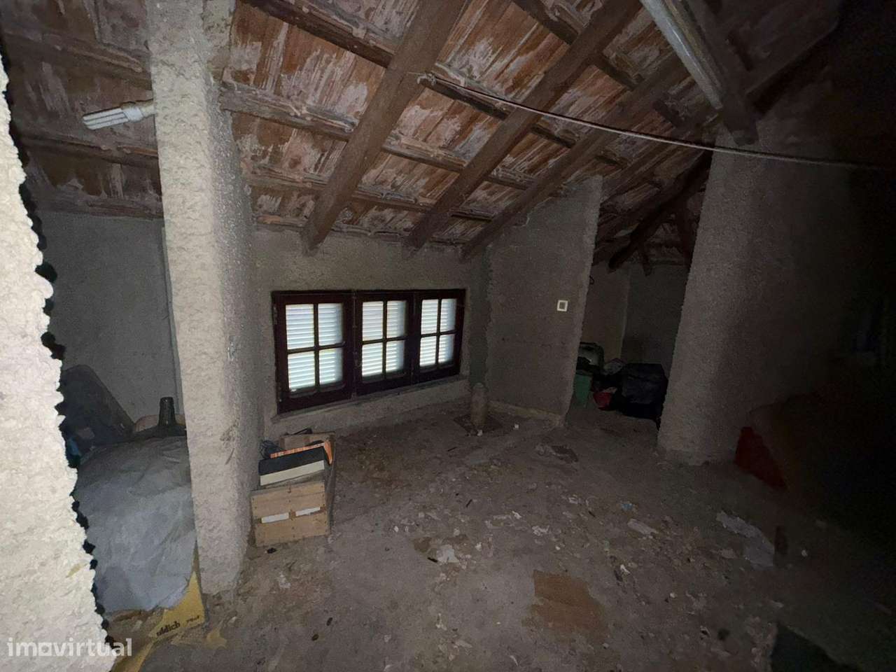 Moradia para Remodelação em Campolide – Investimento-9