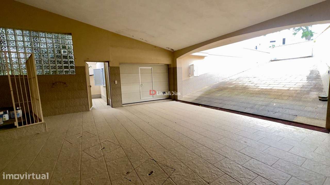 Moradia Isolada T4 Venda em Santa Maria da Feira, Travanca, Sanfins e-14