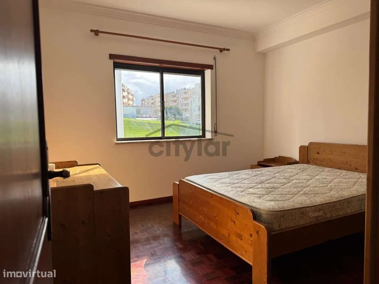 Apartamento T4 para arrendamento em Buarcos - Figueira da Foz - Grande imagem: 4/8