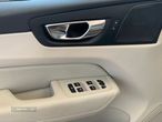 Volvo XC 60 2.0 T8 PHEV Inscription AWD - 4