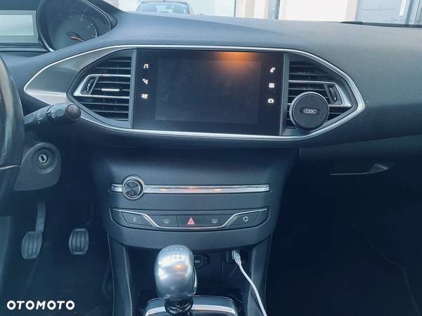 Peugeot 308 1.2 PureTech Active S&S - 6