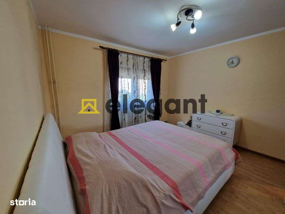 3 camere, decomandat, 71 mp, etaj 3, centrala, mobilat, Brazda-Consul - Imagine principală: 5/17