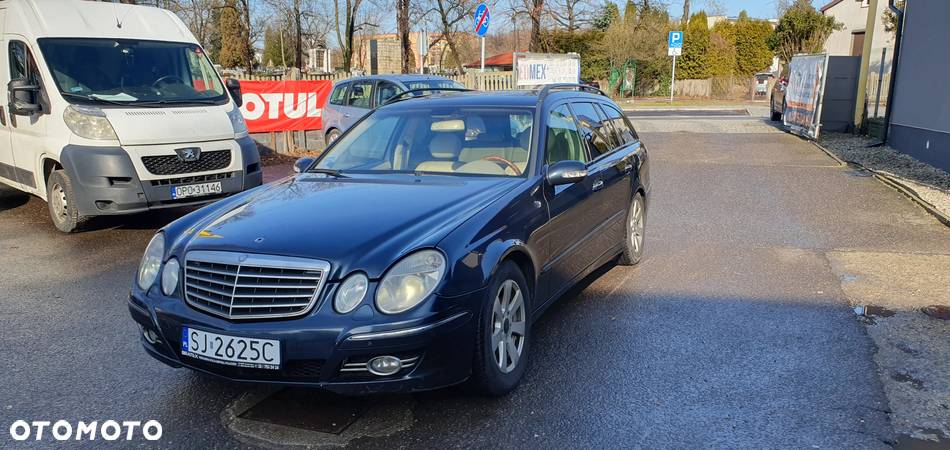 Mercedes-Benz Klasa E 320 CDI T Elegance - 1