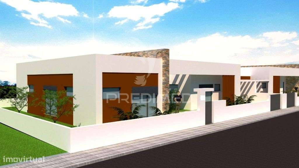 Moradia Isolada T4, c/Piscina e Box, em Oleiros - Azeitão - Grande imagem: 2/39