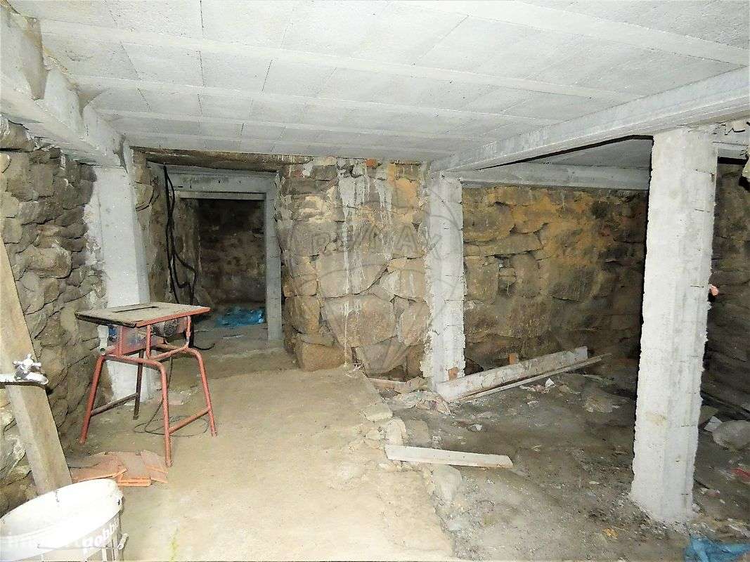 Moradia T3 para venda-8