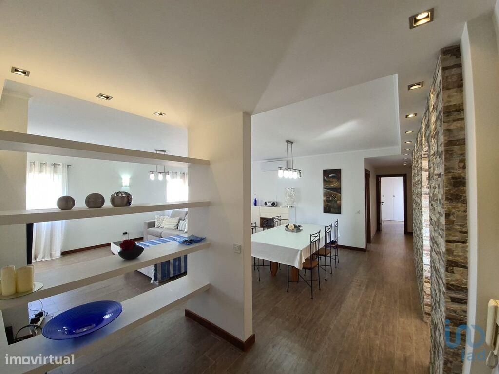 Apartamento T2 em Quarteira de 106,00 m2 - Grande imagem: 1/30