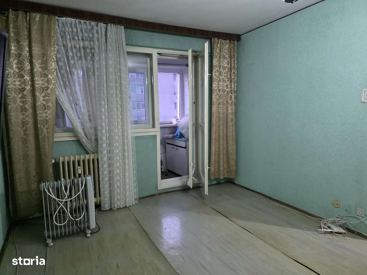 Jean Steriadi, 10 minute metrou 1 Decembrie 1918, langa Auchan Titan-5