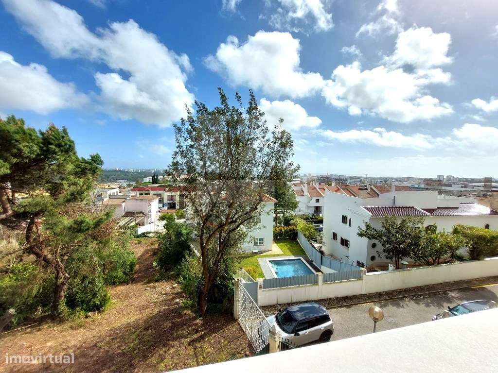 Moradia em banda à venda, t4 , Quinta Grande.-36