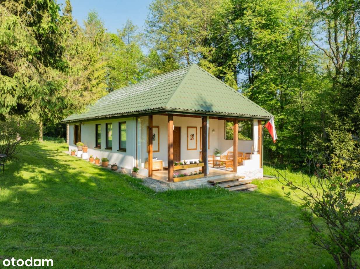 Klimatyczny dom wśród zieleni | 9700 m² | Chronów