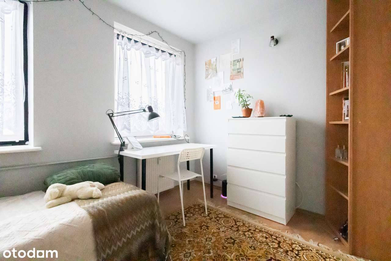 4 pokoje. 80m2 po podłodze. Balkon. Bez piecyka gazowego.-0