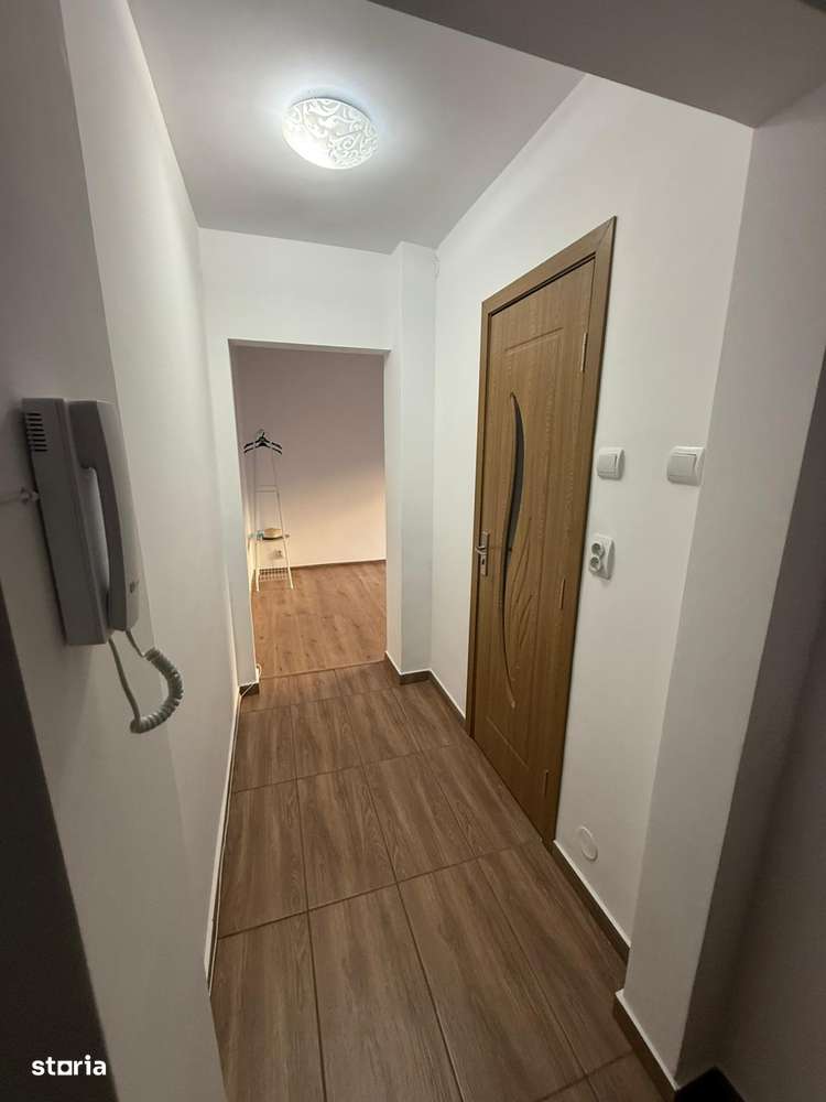 ETAJUL 1 apartament renovat la pret de garsoniera, Milcov-6