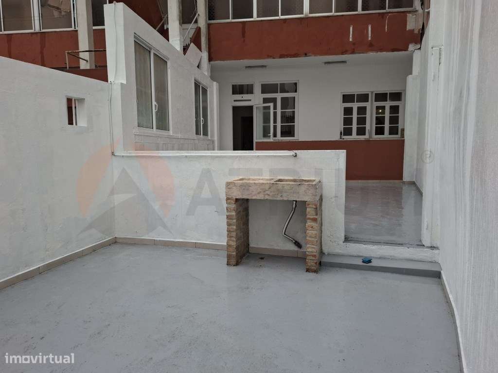 Apresento-lhe este magnífico apartamento, localizado no coração de ...-21