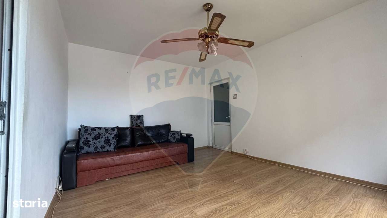 Apartament cu 3 camere de vânzare Mangalia gara - Imagine principală: 4/8