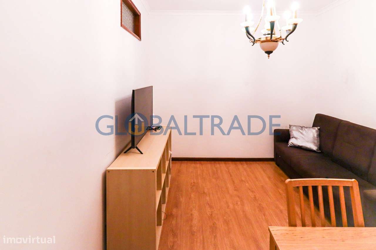 Andar de Moradia T2 em S. Cosme - Grande imagem: 4/45