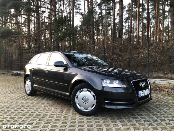 Audi A3 1.4 TFSI Attraction - 1