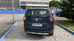 Dacia Lodgy 1.5 Blue dCi Stepway 7L - 9