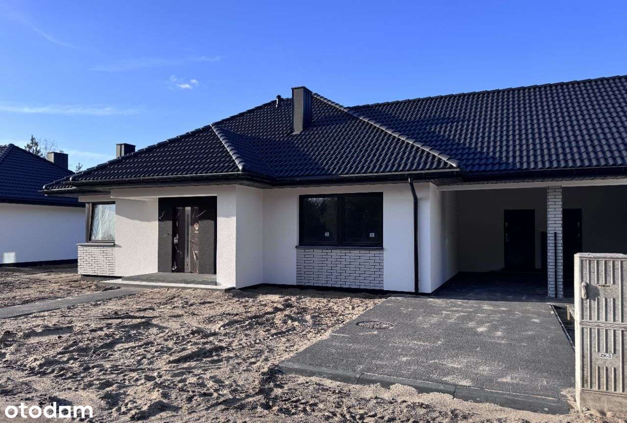 Nowoczesny dom z wiatą garażową - Pełny obrazek: 4/9