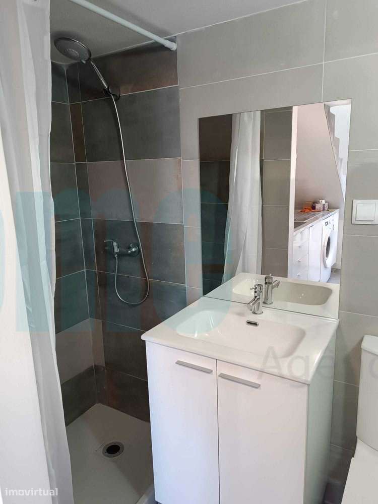 Prédio Rés do Chão | 2 Moradias Independentes | Pinheiro de Loures-3