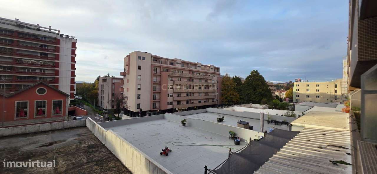 Apartamento T3 + 1 Guimarães-28