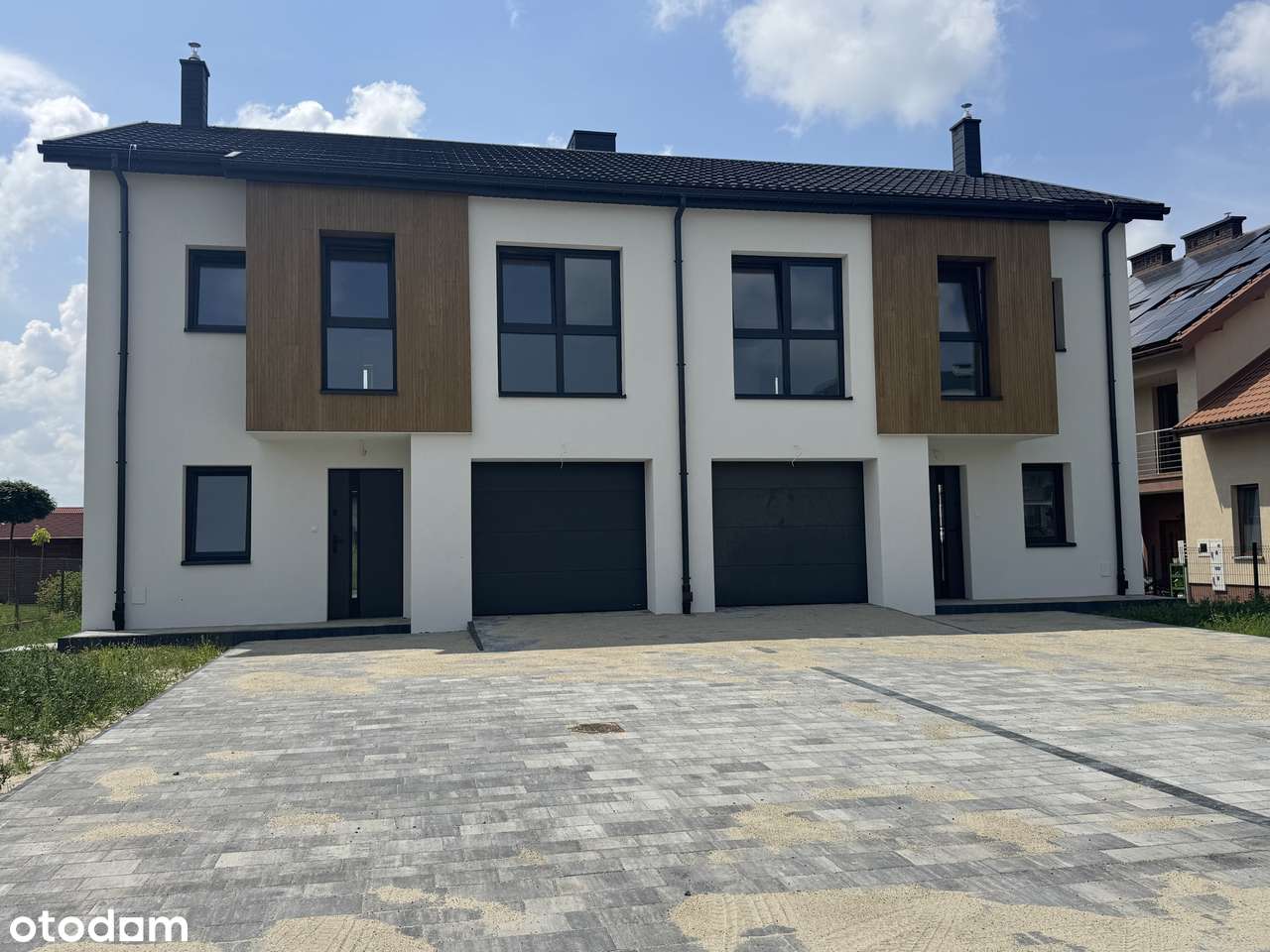 Bliźniak 118m² z garażem i ogródkiem, 5 pokoi – Os. Niwa, Głogów Młp.